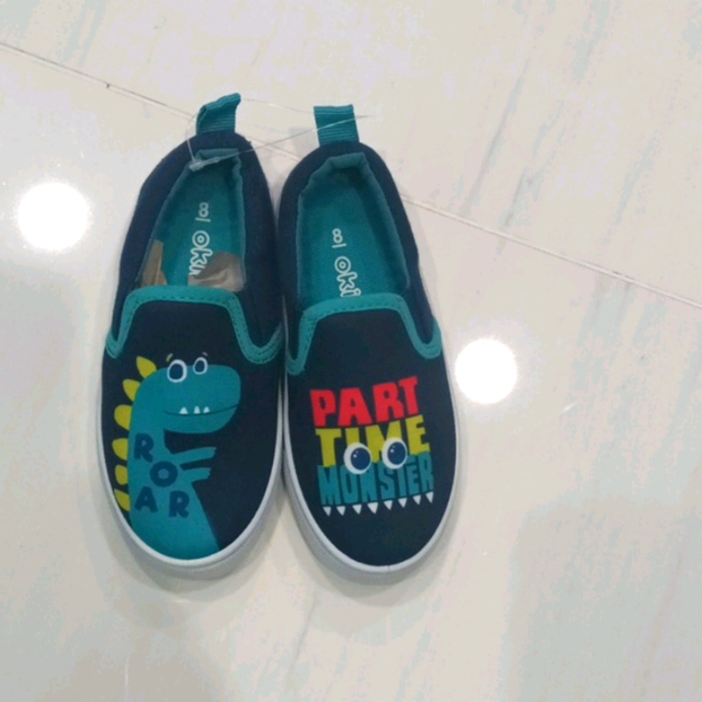 Shoe